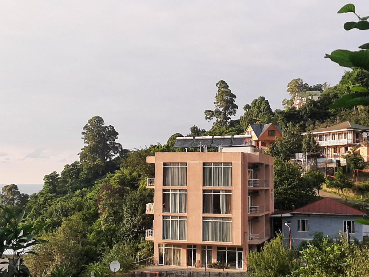 Giorgi Kvariati Hotel Exterior photo