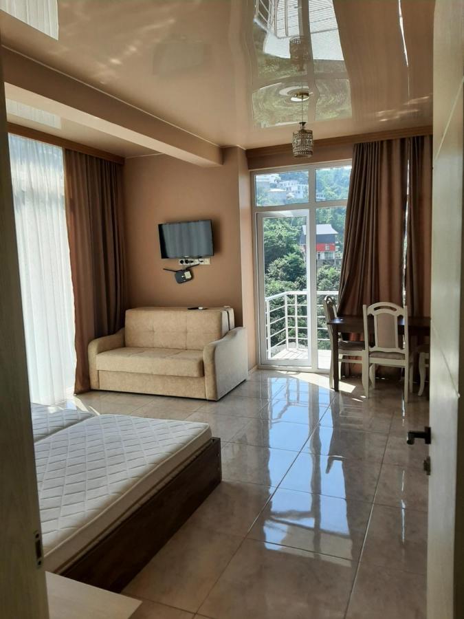 Giorgi Kvariati Hotel Exterior photo