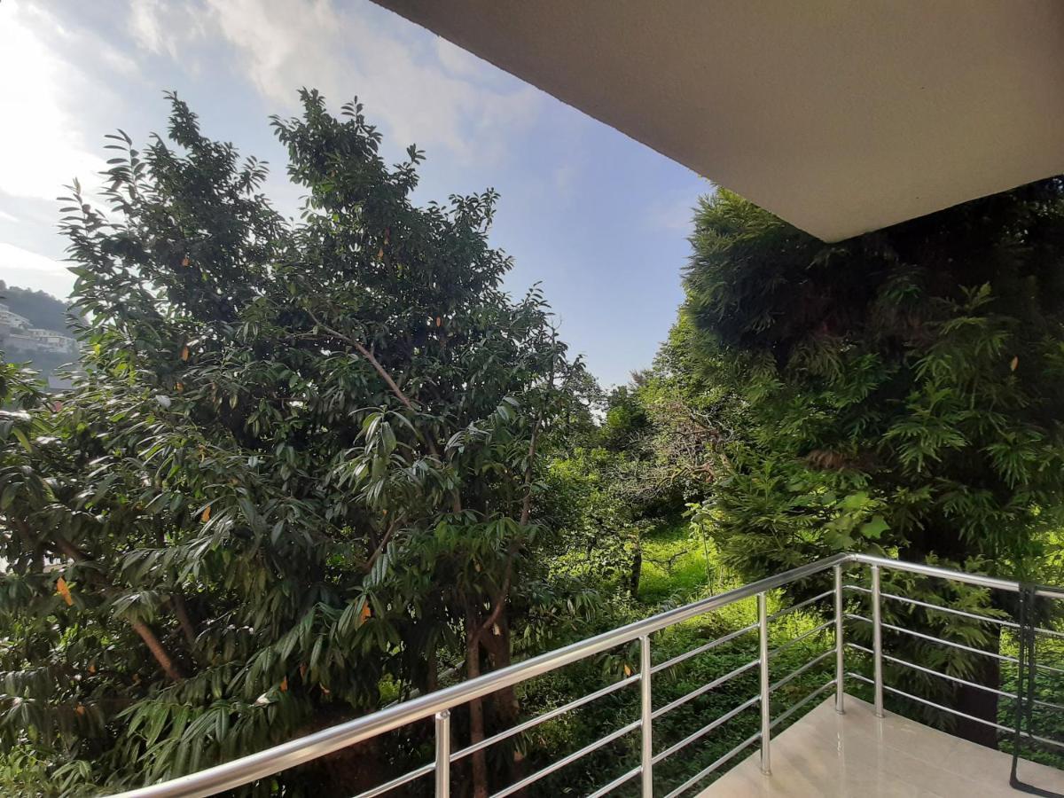 Giorgi Kvariati Hotel Exterior photo